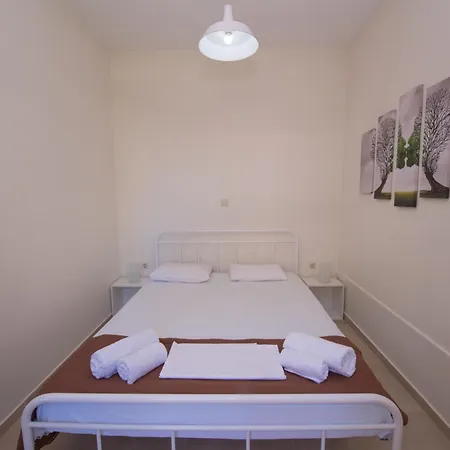 Сasa de vacaciones Casa Dina 2 *