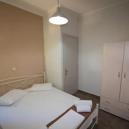 Casa Dina 2