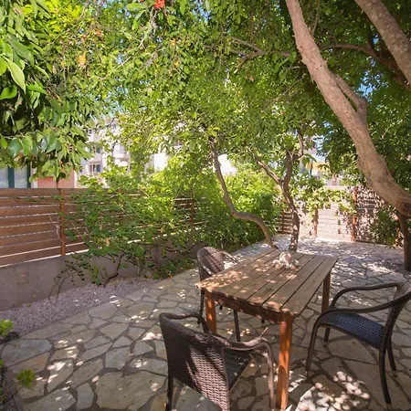 Casa Dina 2 * Lefkada City